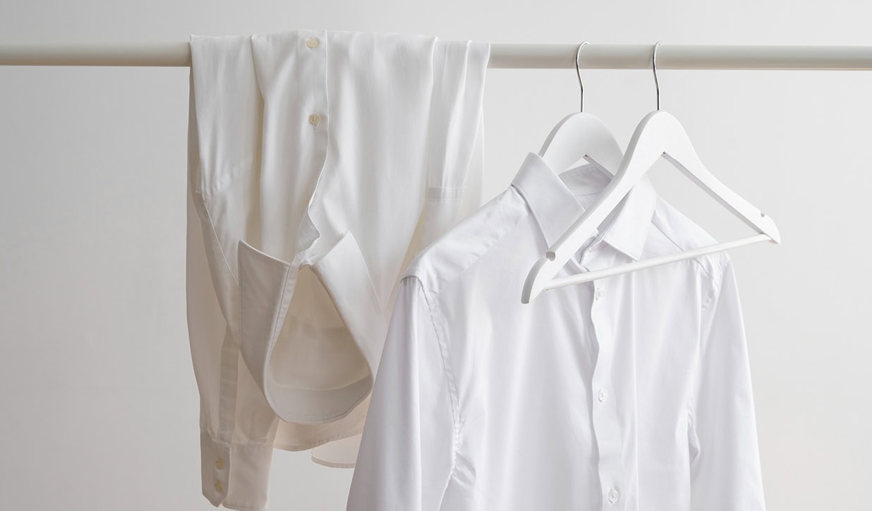 Clean and ironed white clothes Washing guide